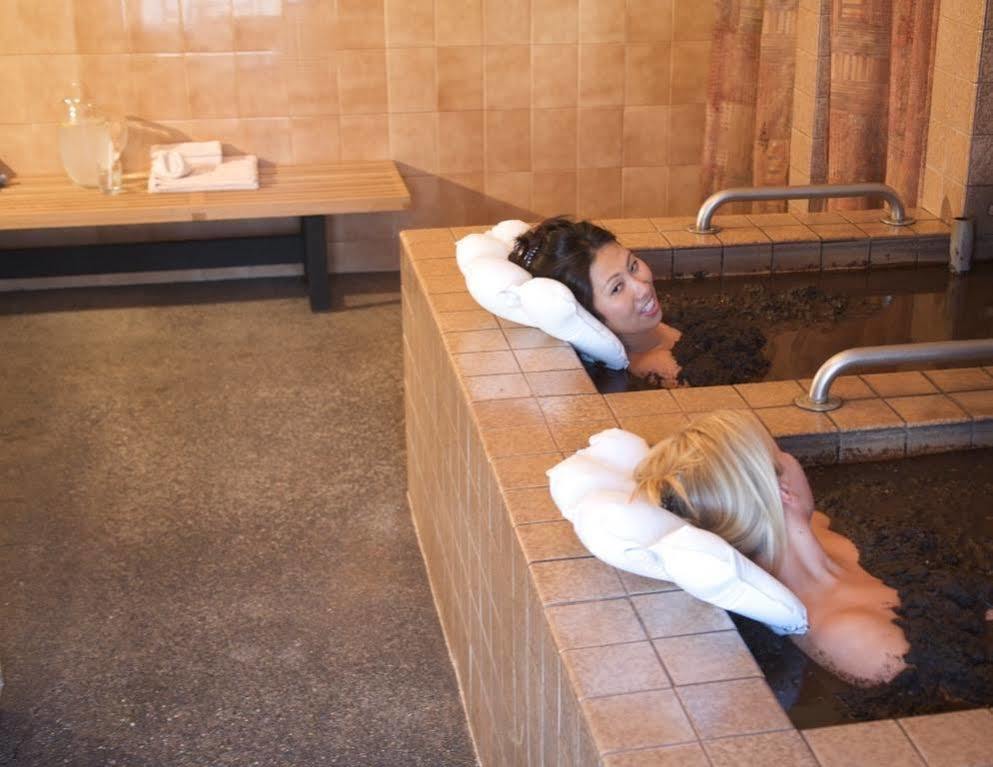 Roman Spa Resort Calistoga Exterior photo
